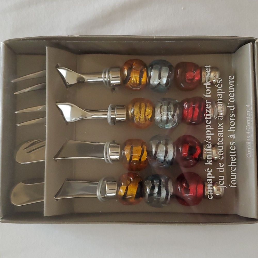 Pier 1 Canapés Set Of Four Knife And Fork Set